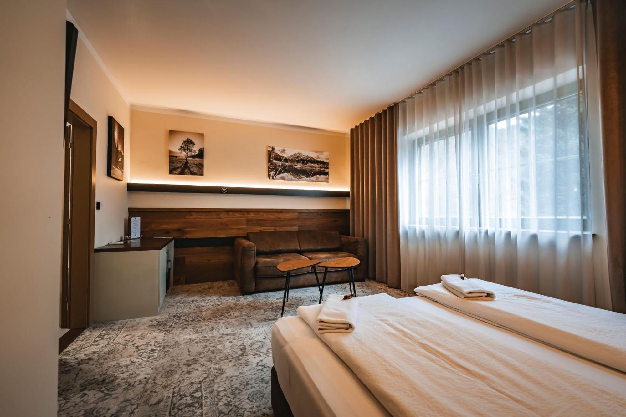 Guest House Ejga Jesenice Exterior foto